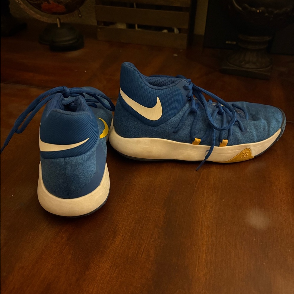 Nike Kids Blue Athletic Shoes